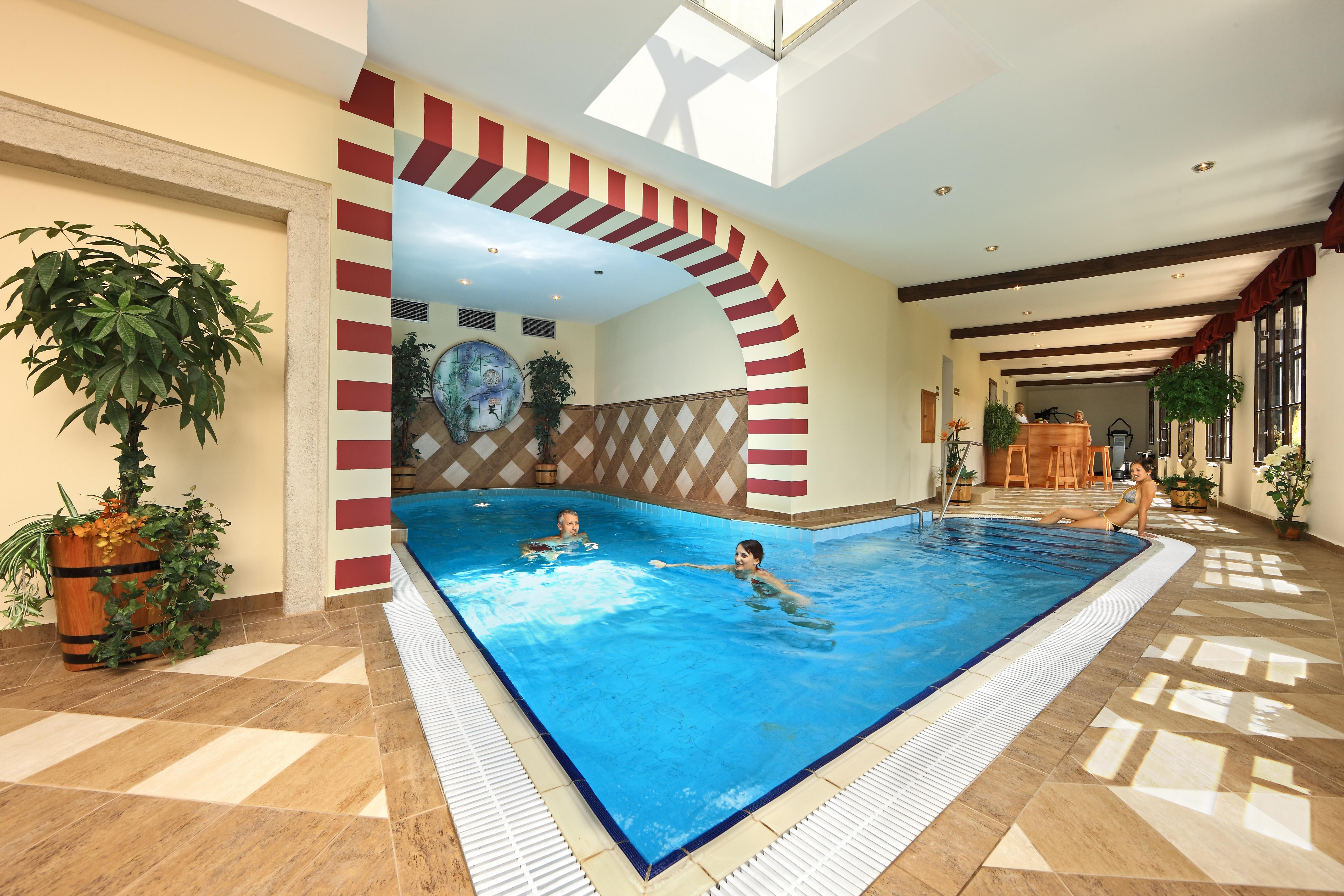 Hotel Ruze Český Krumlov Exteriör bild Swimming pool