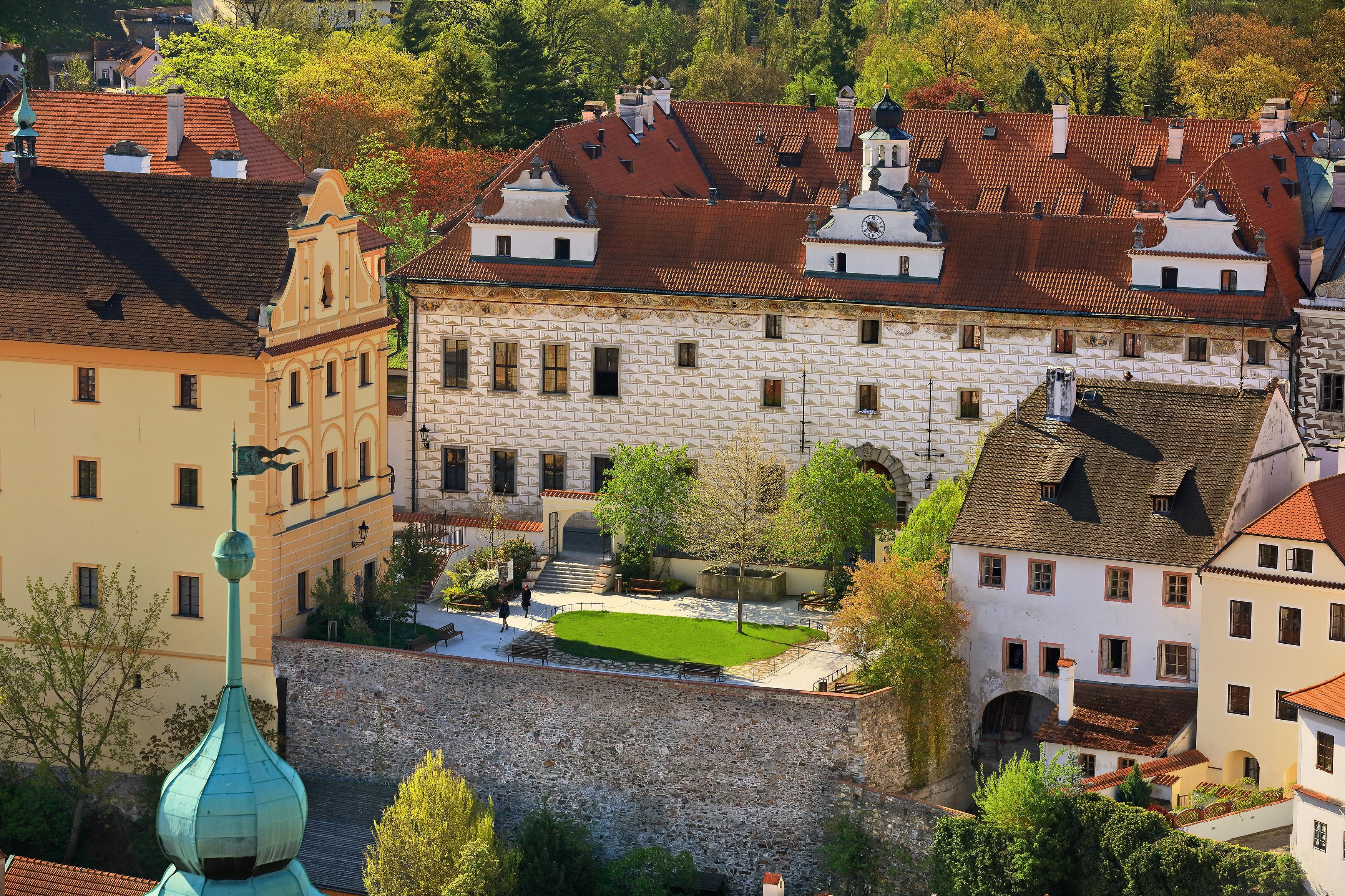 Hotel Ruze Český Krumlov Exteriör bild The Landhamerhaus (white)